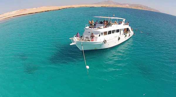 Catamaran Boat Trip in Hurghada