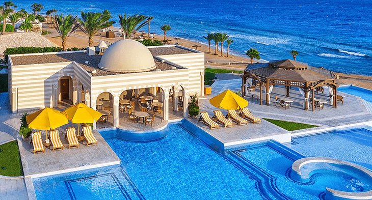 Hurghada, Egypt... Beautiful beaches & best diving spots