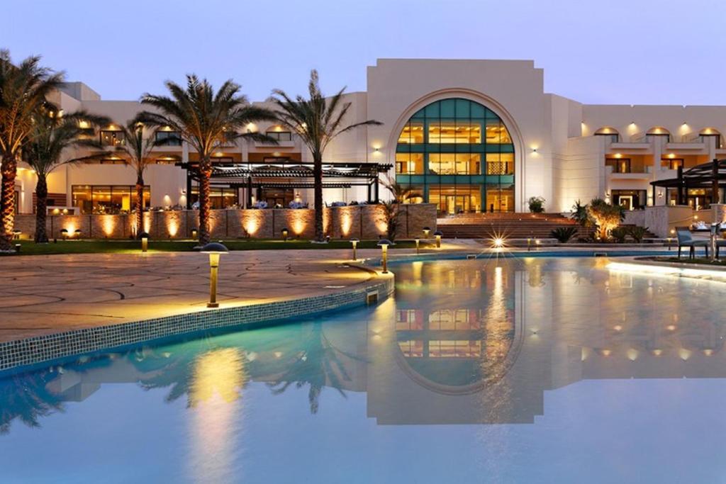 منتجع موفنبيك سوما باى الغردقه ( شهر عسل ) - Movenpick Resort Soma Bay Hurghada (honeymoon)