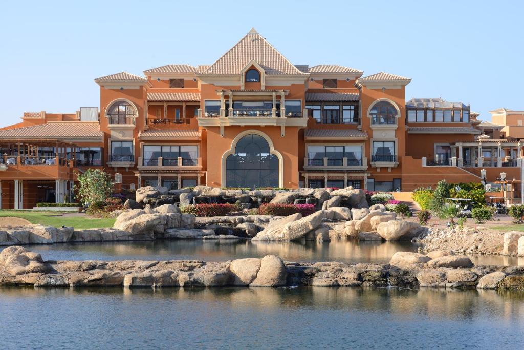 فندق ذا كاسكيدز جولف ريزورت & سبا الغردقة - The Cascades Golf Resort and Spa Hurghada
